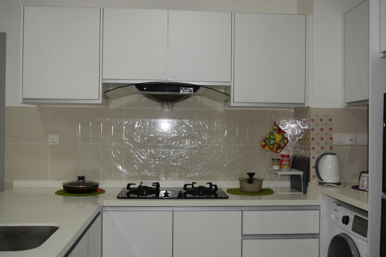 Ferienwohnung Sutera Avenue Kota Kinabalu Exterior foto