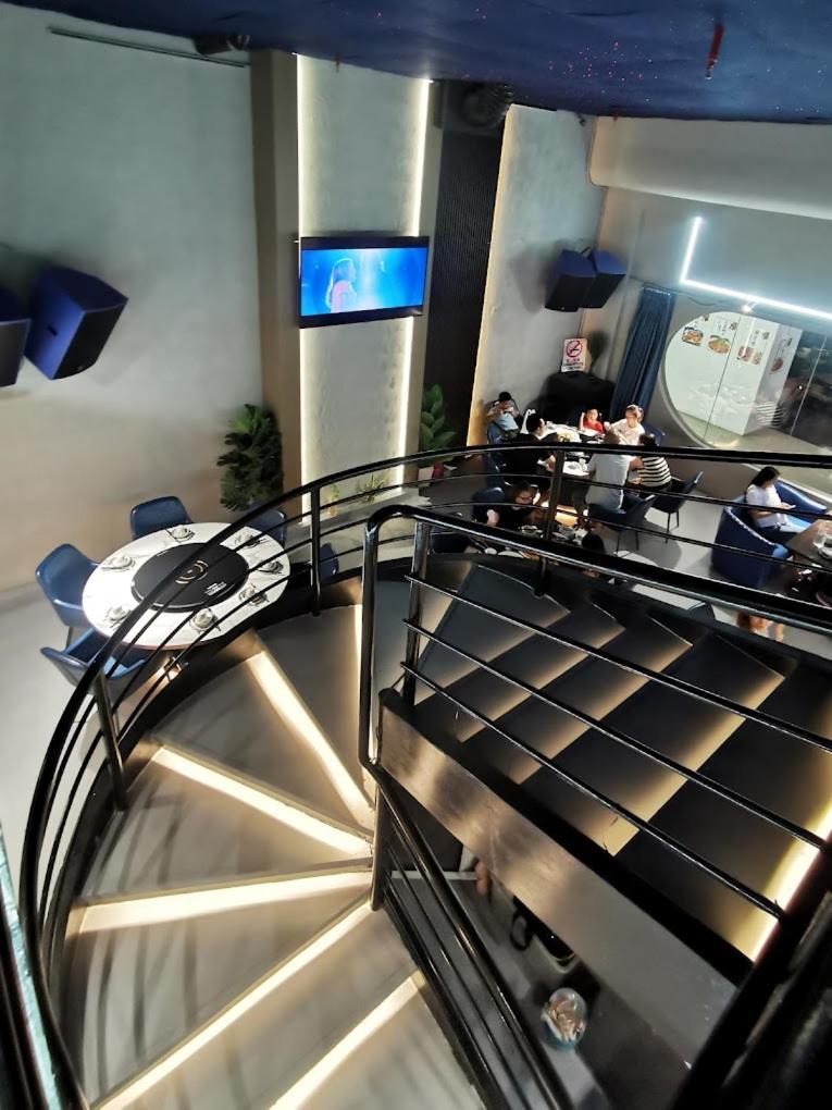 Ferienwohnung Sutera Avenue Kota Kinabalu Exterior foto